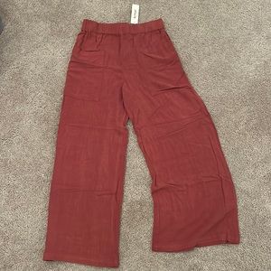 Maroon relaxed fit pants size medium NWT